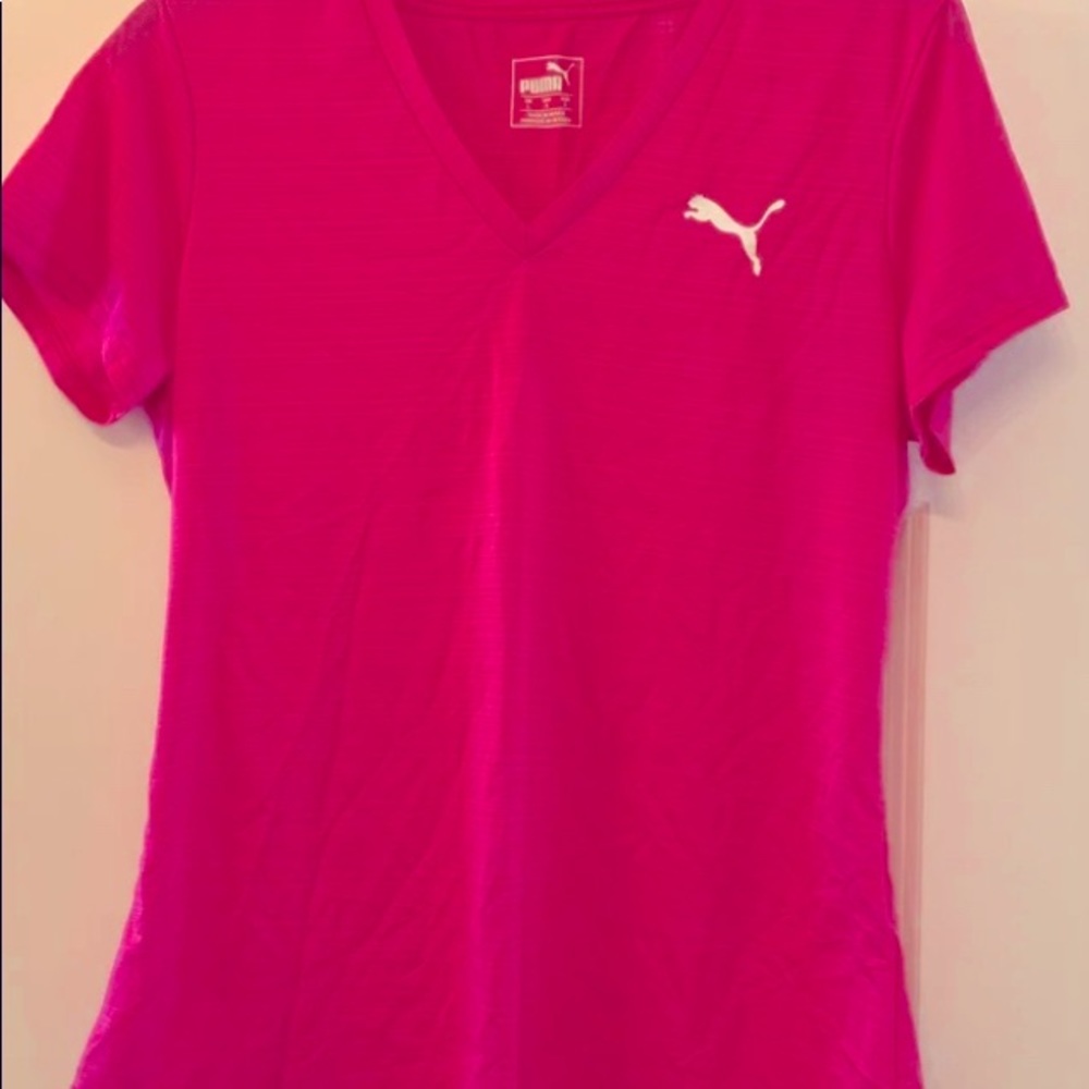 Women’s Puma hot pink work out top